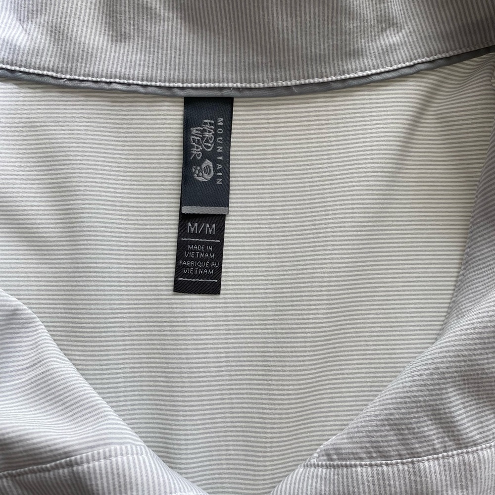 Nwot Mountain Hardware Button Up - image 2